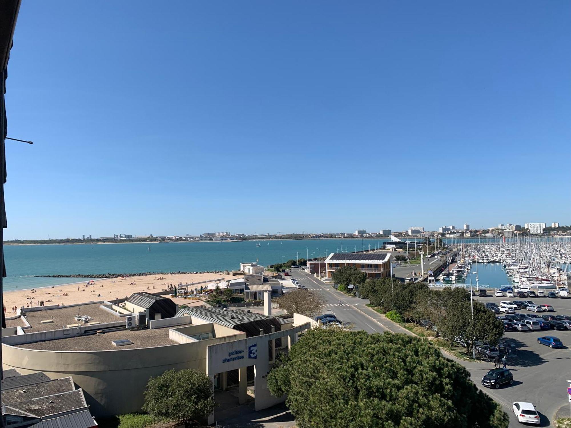 Vue Mer Et Parking La Rochelle  Exterior foto